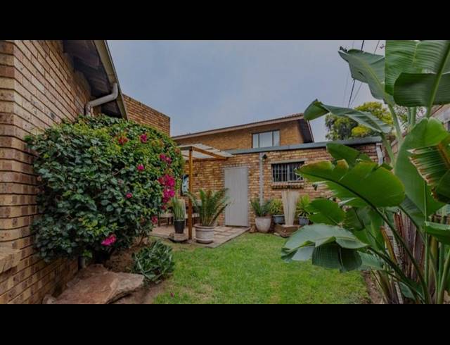 2 BEDROOM HOUSE FOR SALE IN DALPARK EXT 1